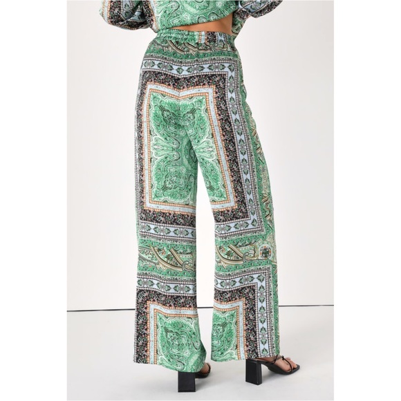 Lulu’s Satin Wide-Leg Pants - Picture 2 of 4